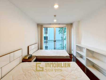 คอนโดขนาดใหญ่ 2 ห้องนอน บ้านสรวลริมทราย หัวหิน ฟรีโอน