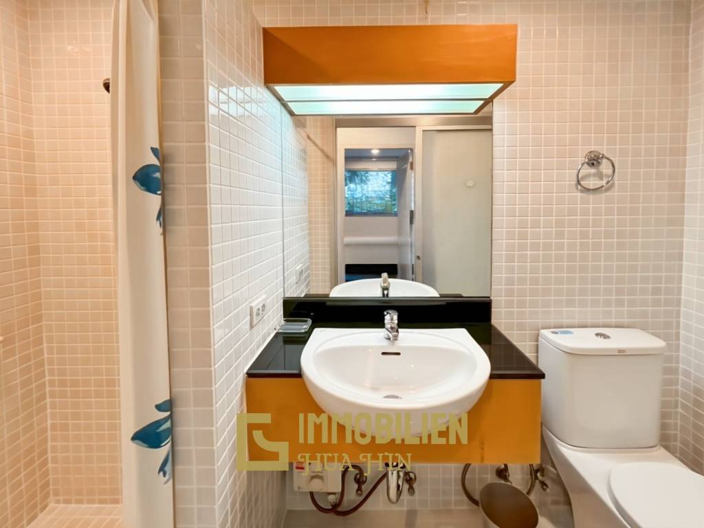 คอนโดขนาดใหญ่ 2 ห้องนอน บ้านสรวลริมทราย หัวหิน ฟรีโอน