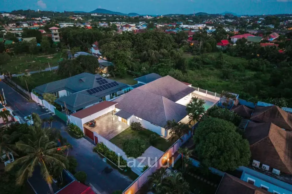 Newly renovated modern 4-bedroom villa for rent in Rawai