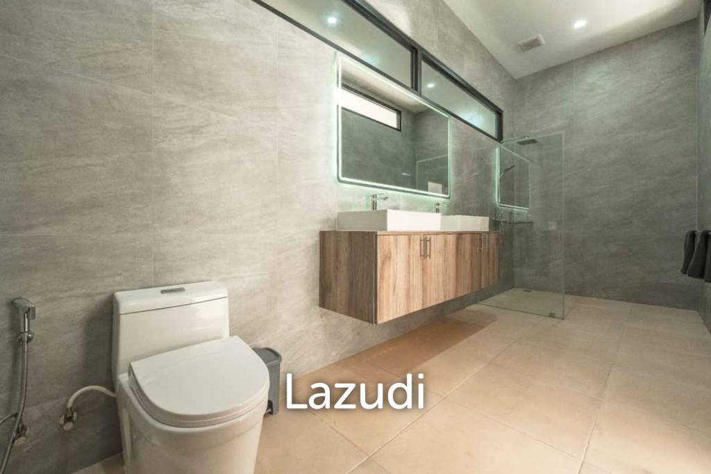 Newly renovated modern 4-bedroom villa for rent in Rawai