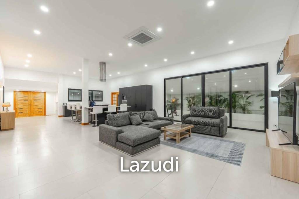 Newly renovated modern 4-bedroom villa for rent in Rawai