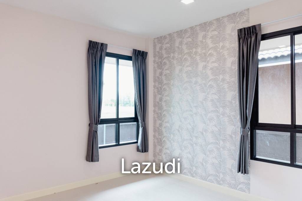 BAAN RAK 4 : 3 Bed Villa corner plot