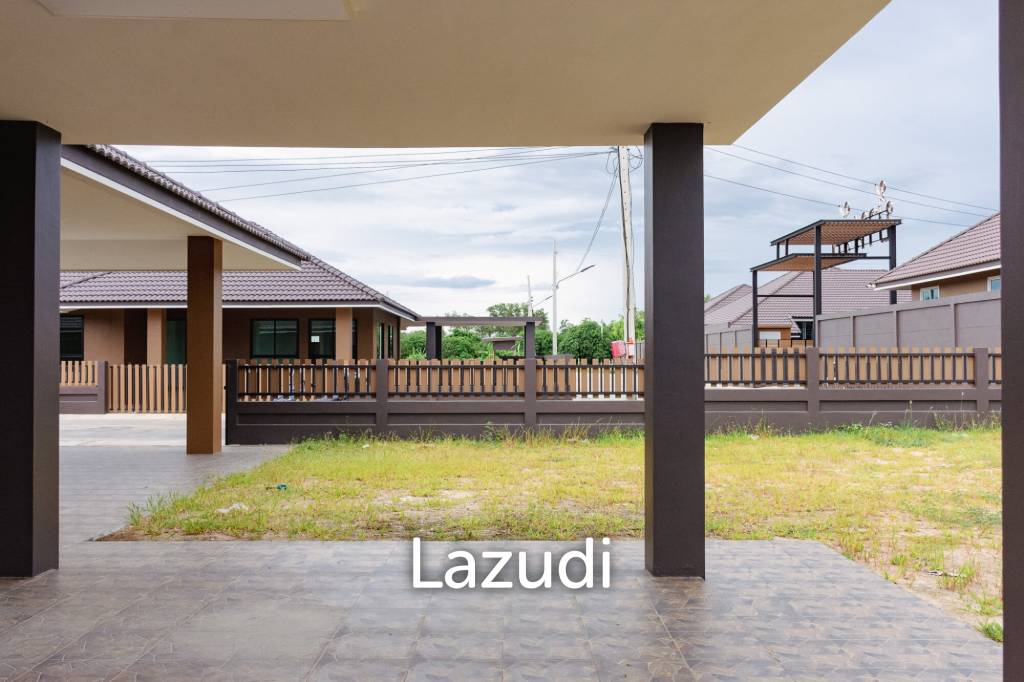 BAAN RAK 4 : 3 Bed Villa corner plot