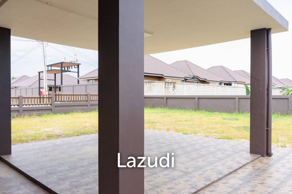 BAAN RAK 4 : 3 Bed Villa corner plot