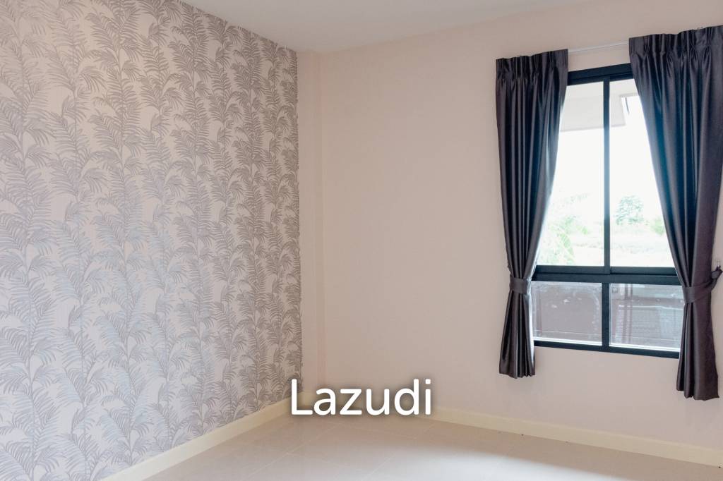 BAAN RAK 4 : 3 Bed Villa corner plot