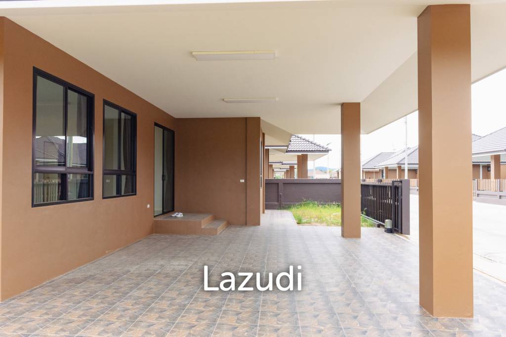 BAAN RAK 4 : 3 Bed Villa corner plot