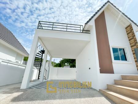 View Till Khao: Moderne Pool Villa mit Bergblick