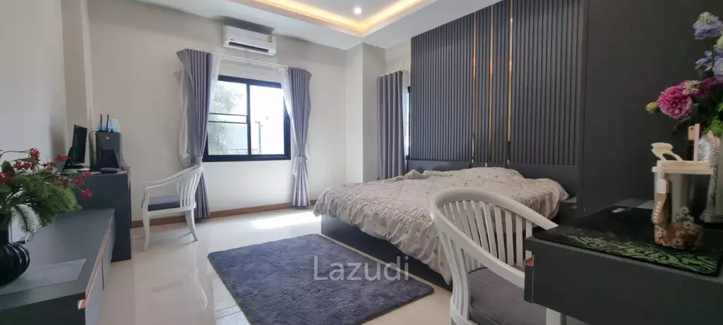 3 Beds 3 Baths 217 SQ.M. Ponthep Garden Ville 6