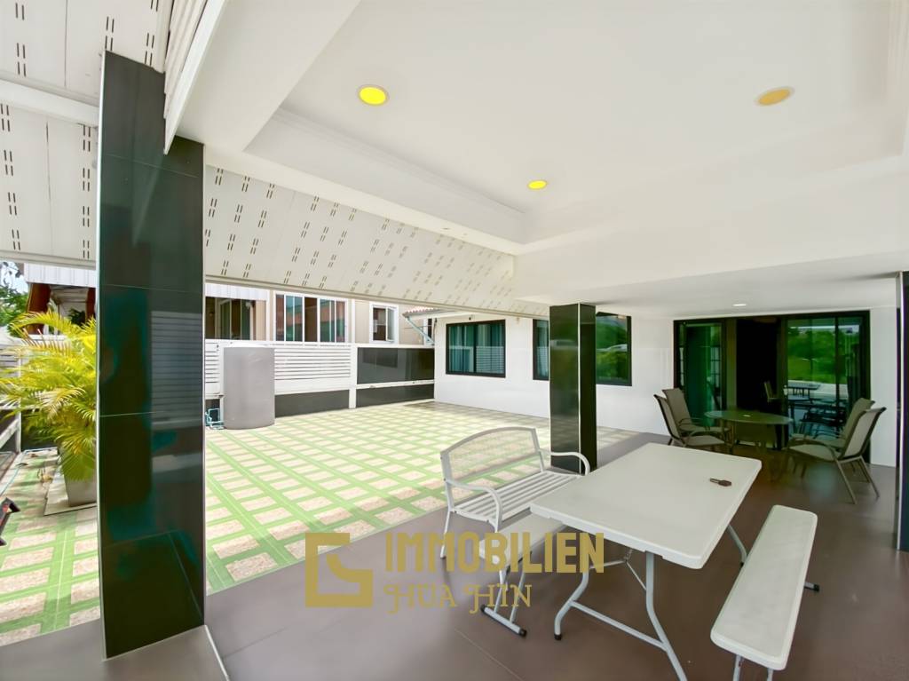 Strandhaus: 4 Schlafzimmer Strandhaus - nur wenige Schritte vom Strand entfernt