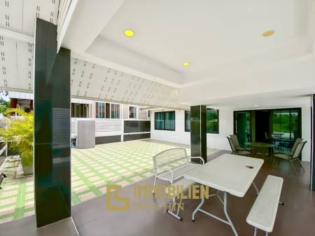 Strandhaus: 4 Schlafzimmer Strandhaus - nur wenige Schritte vom Strand entfernt