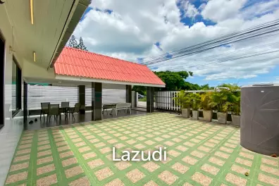 4 Bedroom House Only A Few Steps To The Beach