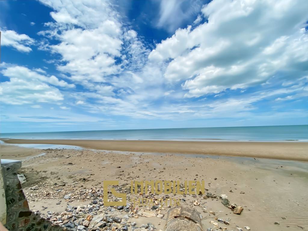 Strandhaus: 4 Schlafzimmer Strandhaus - nur wenige Schritte vom Strand entfernt