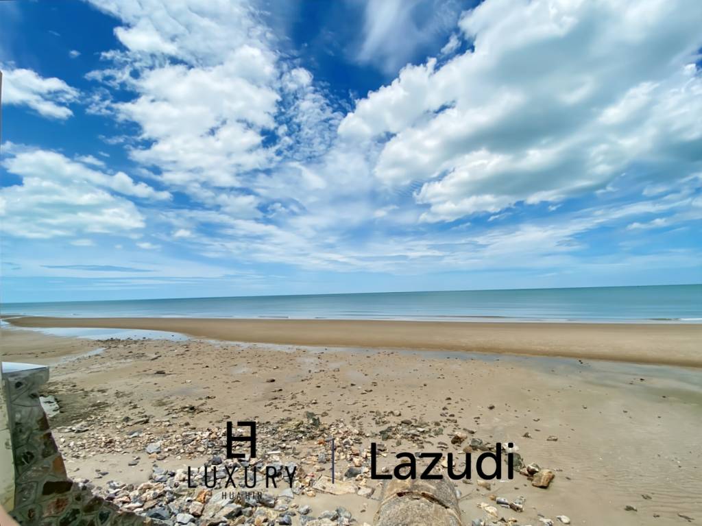 4 Bedroom House Only A Few Steps To The Beach