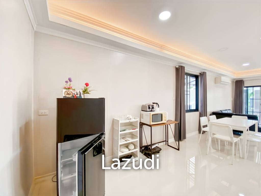 4 Bedroom House Only A Few Steps To The Beach
