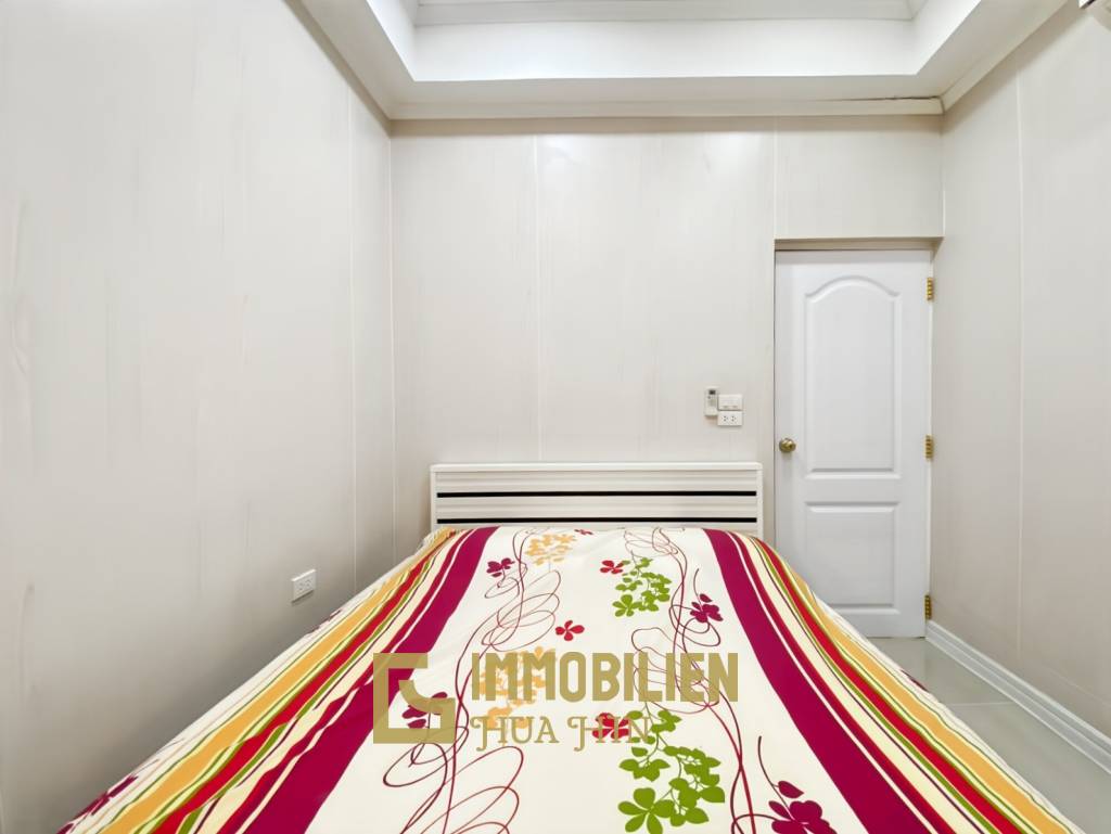 Strandhaus: 4 Schlafzimmer Strandhaus - nur wenige Schritte vom Strand entfernt