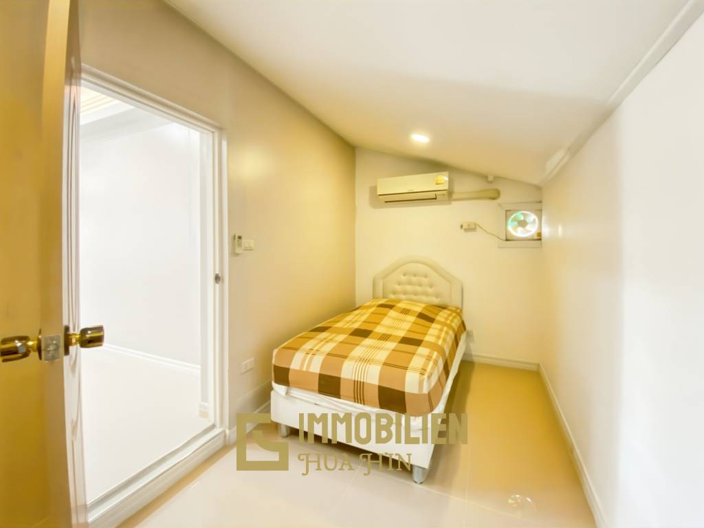 Strandhaus: 4 Schlafzimmer Strandhaus - nur wenige Schritte vom Strand entfernt