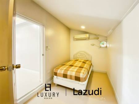 4 Bedroom House Only A Few Steps To The Beach