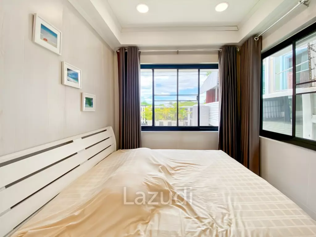 4 Bedroom House Only A Few Steps To The Beach