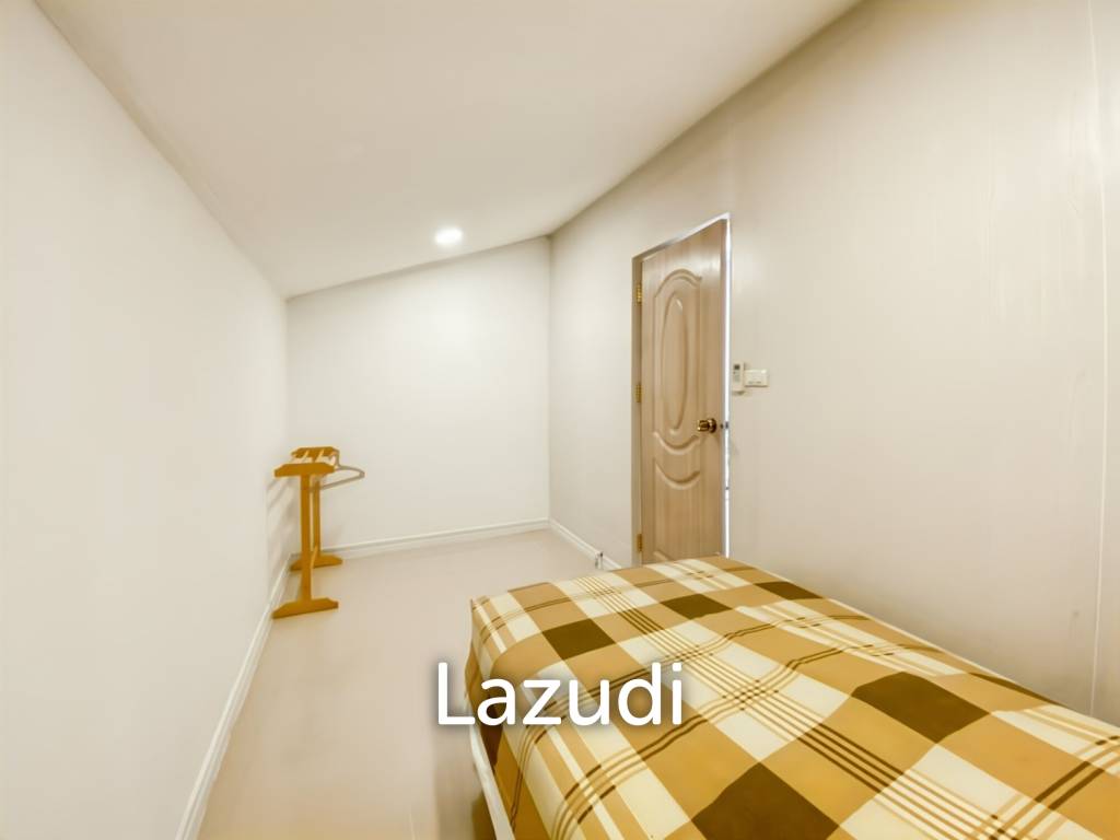 4 Bedroom House Only A Few Steps To The Beach