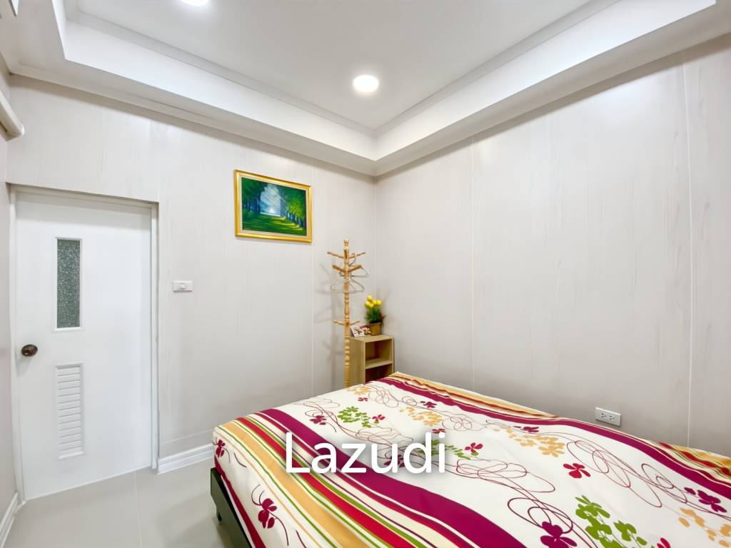 4 Bedroom House Only A Few Steps To The Beach