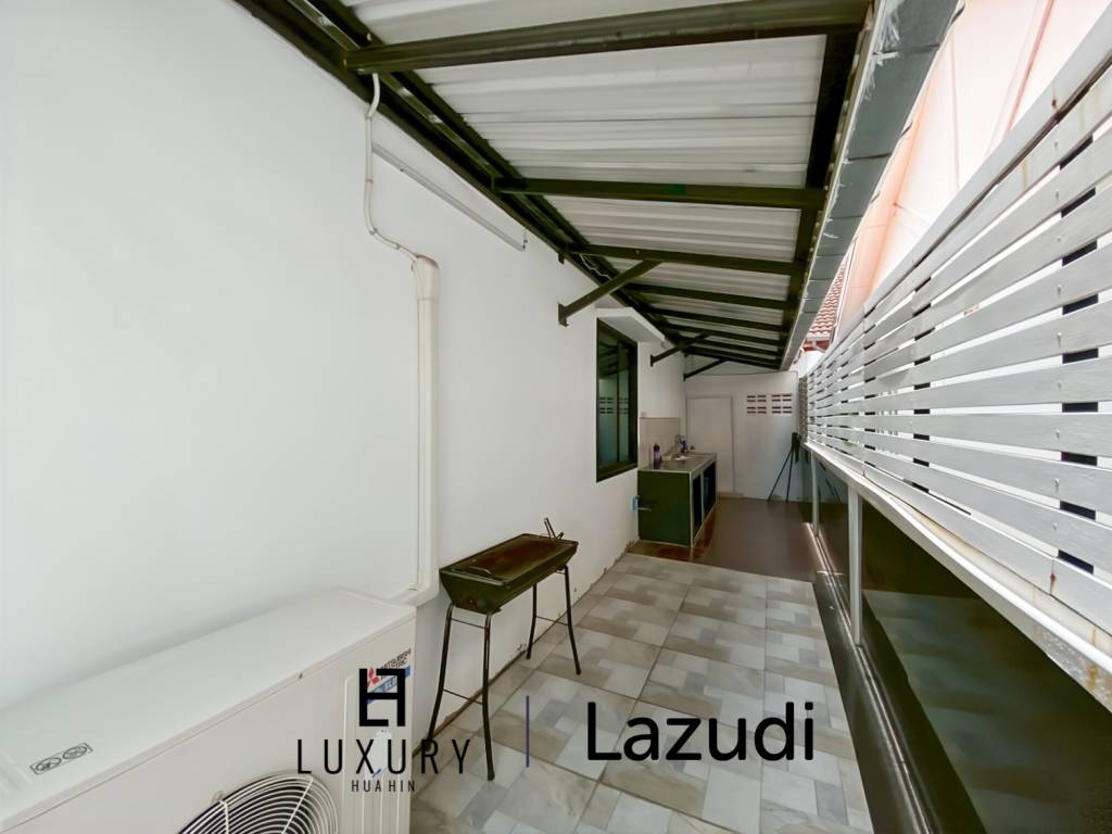 4 Bedroom House Only A Few Steps To The Beach