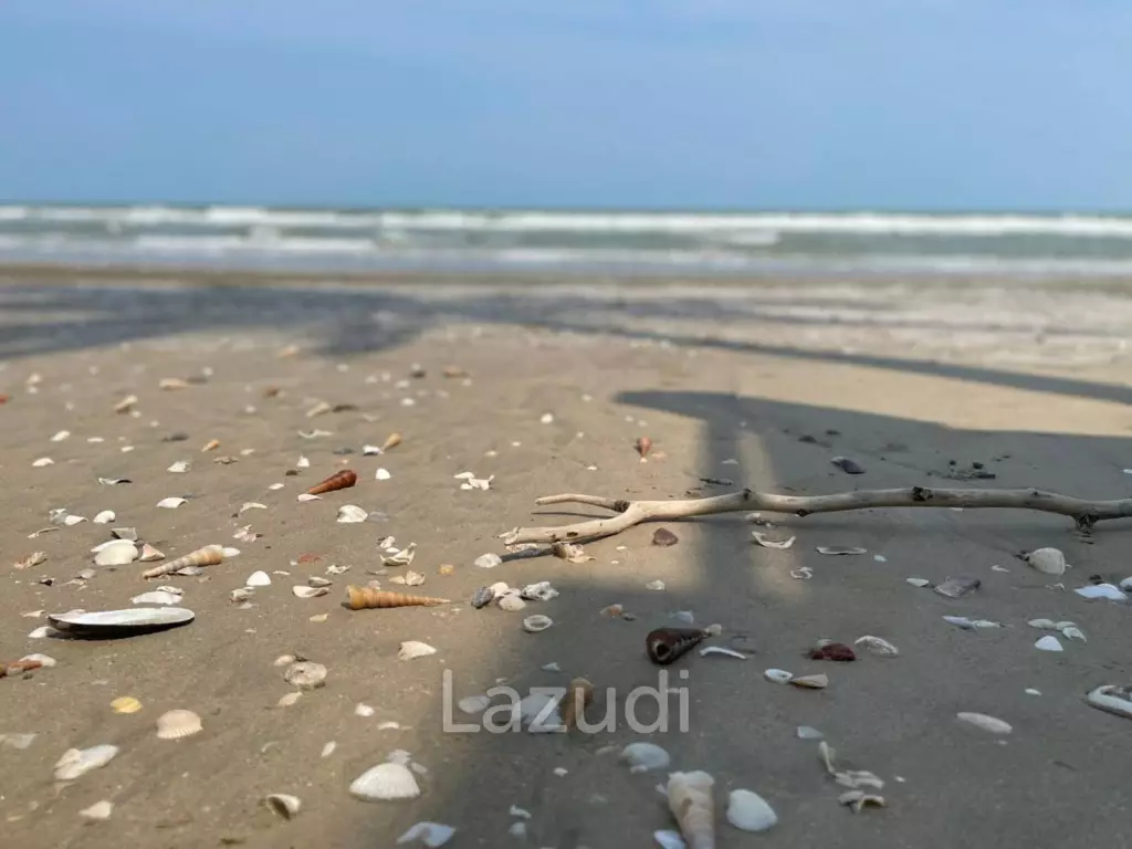 Absolute Beachfront Land in Sam Roi Yot