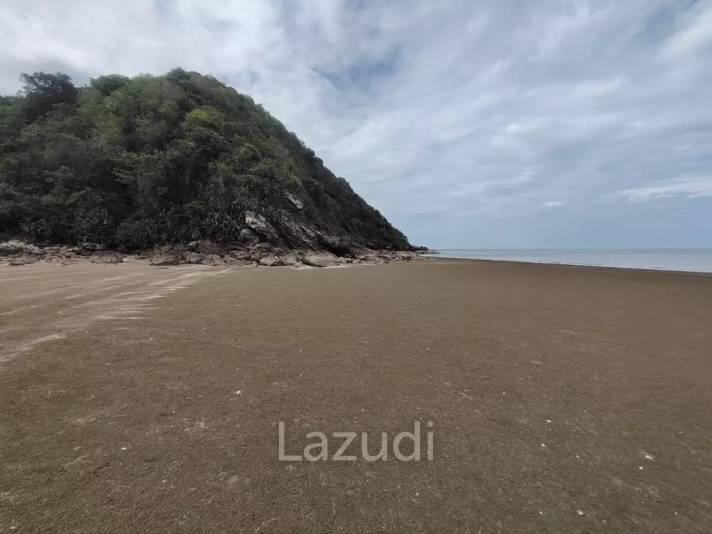 Absolute Beachfront Land in Sam Roi Yot