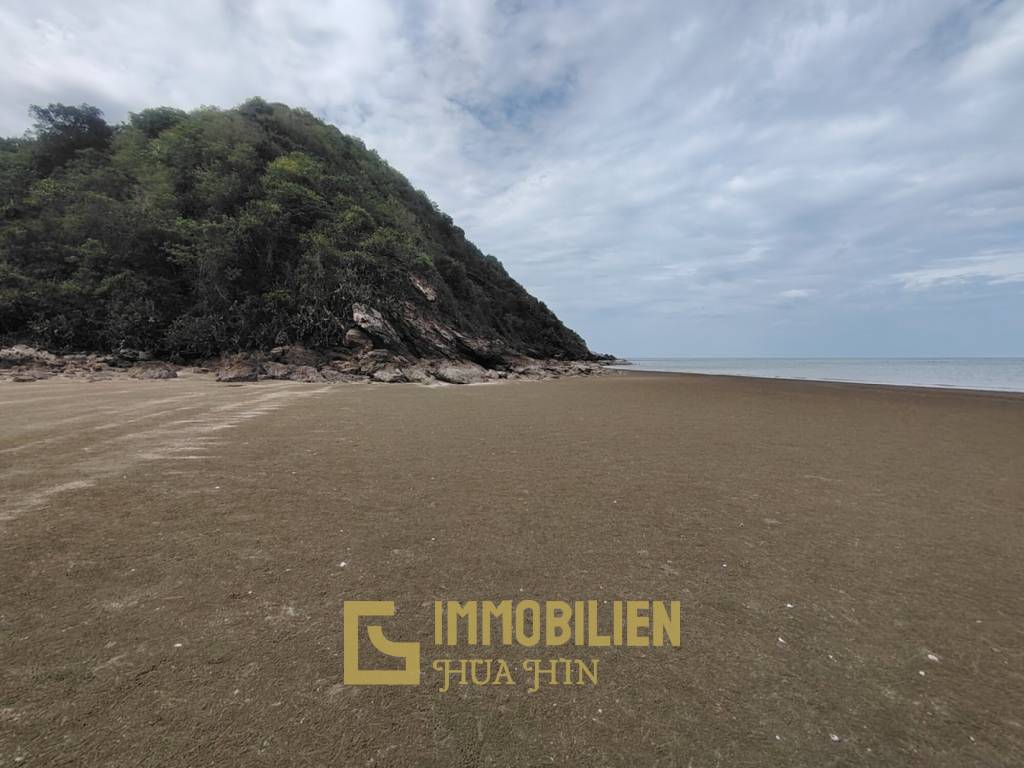 Strandgrundstück in Sam Roi Yot