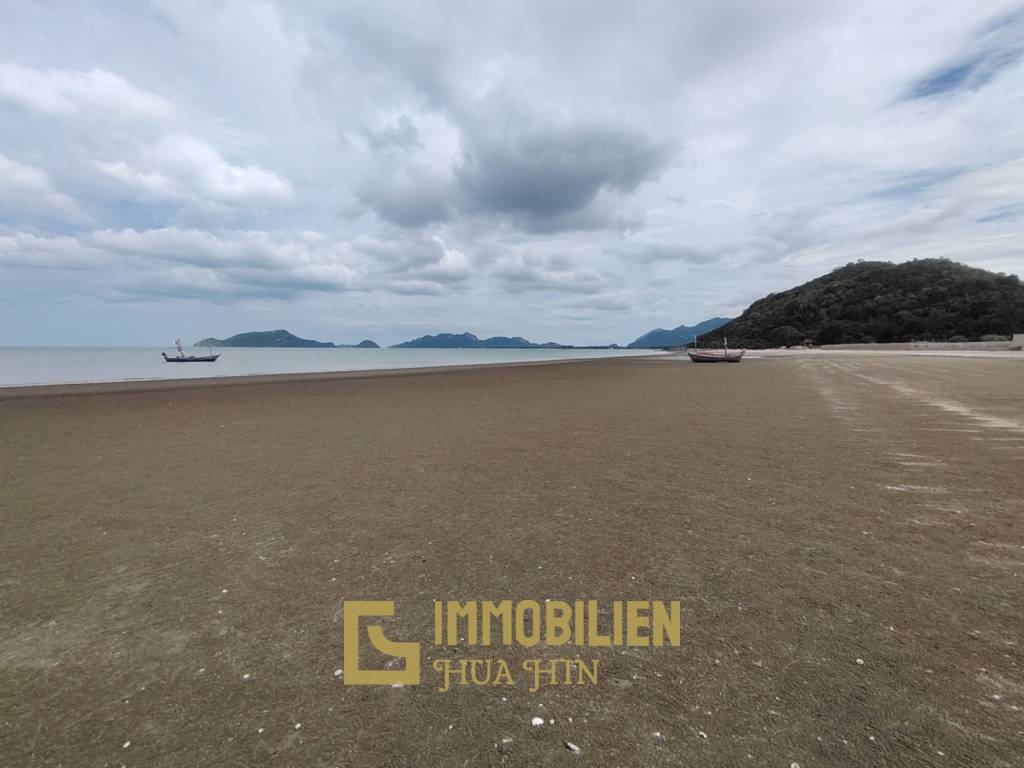 Strandgrundstück in Sam Roi Yot