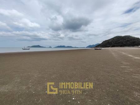 Strandgrundstück in Sam Roi Yot