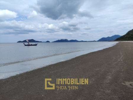 Strandgrundstück in Sam Roi Yot