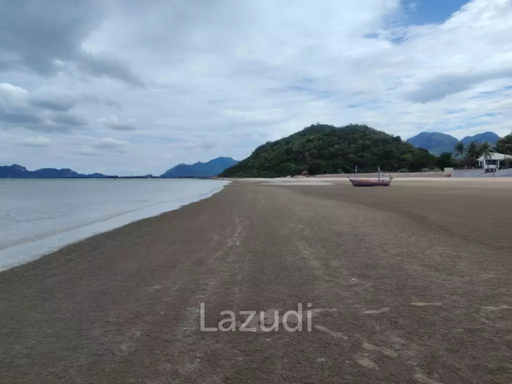 Absolute Beachfront Land in Sam Roi Yot