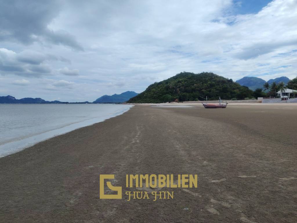 Strandgrundstück in Sam Roi Yot