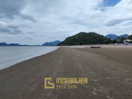 Strandgrundstück in Sam Roi Yot