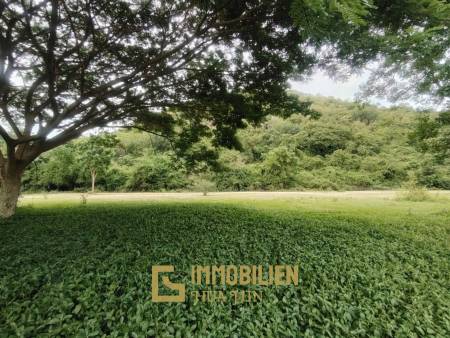 Strandgrundstück in Sam Roi Yot