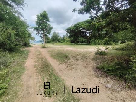Absolute Beachfront Land in Sam Roi Yot