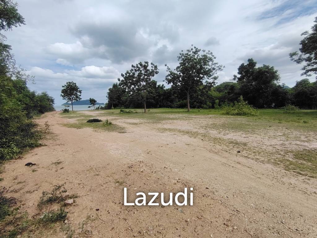 Absolute Beachfront Land in Sam Roi Yot
