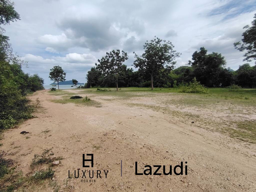 Absolute Beachfront Land in Sam Roi Yot