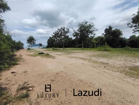 Absolute Beachfront Land in Sam Roi Yot