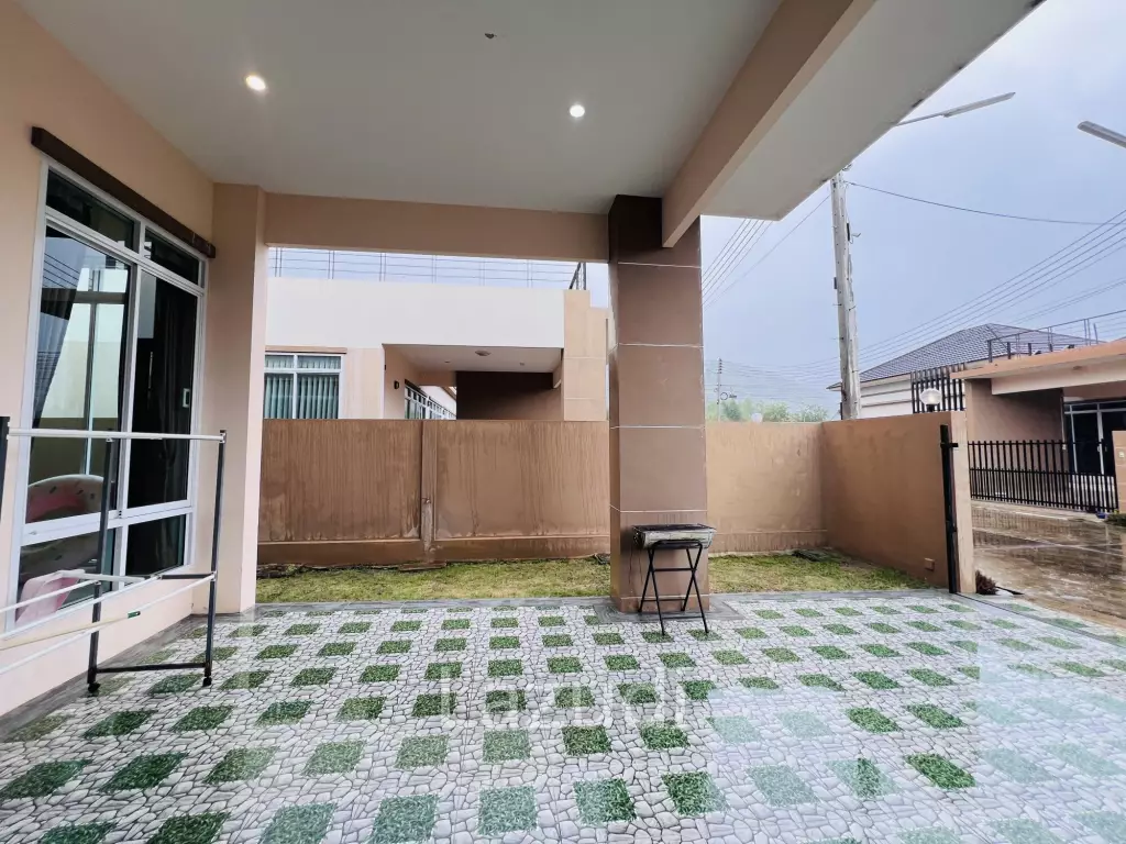 Luxurious 3-Bedroom Villa with Pool in Hua Hin