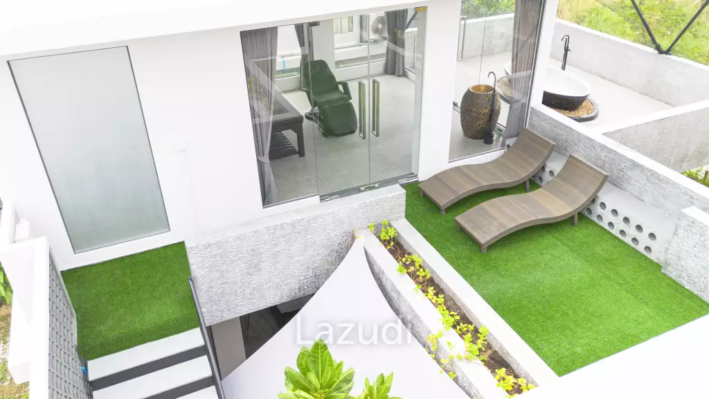 Luxurious Modern Oasis in Hua Hin with Stunning
