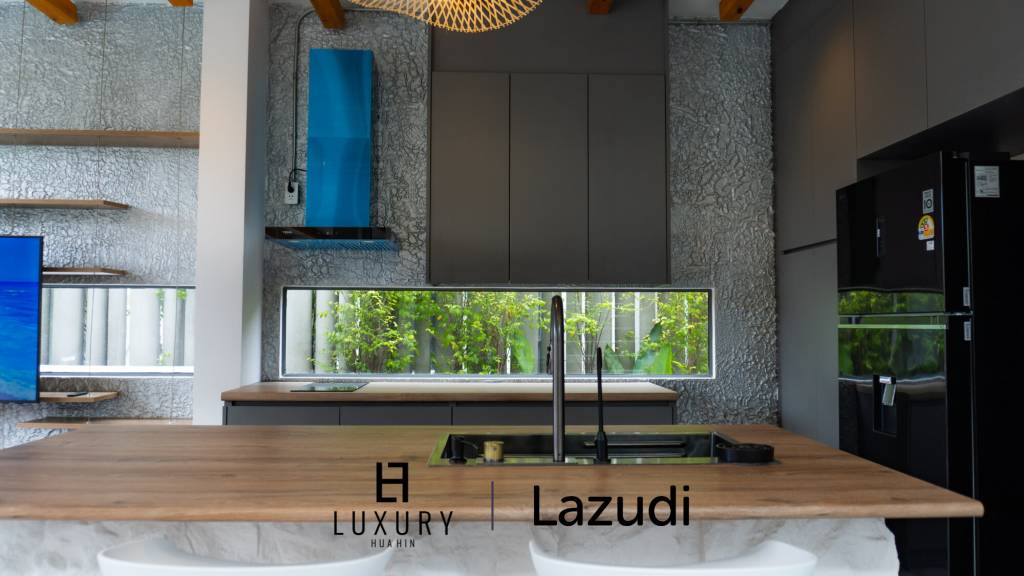 Luxurious Modern Oasis in Hua Hin with Stunning