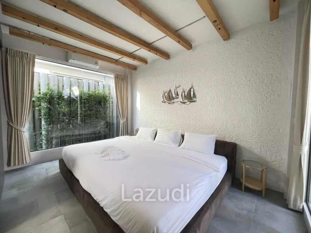 Luxurious Modern Oasis in Hua Hin with Stunning