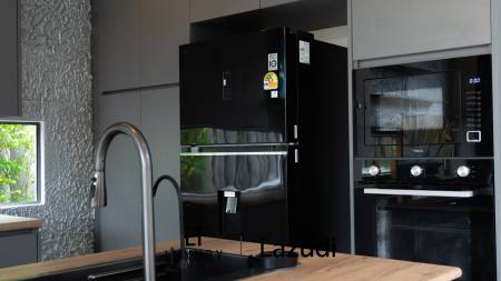 Luxurious Modern Oasis in Hua Hin with Stunning