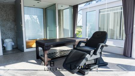 Luxurious Modern Oasis in Hua Hin with Stunning