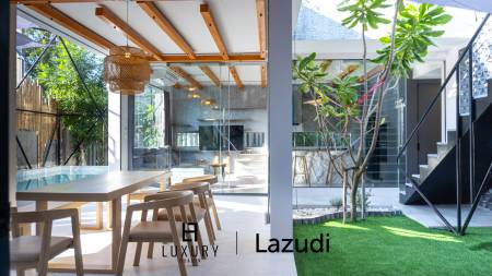 Luxurious Modern Oasis in Hua Hin with Stunning