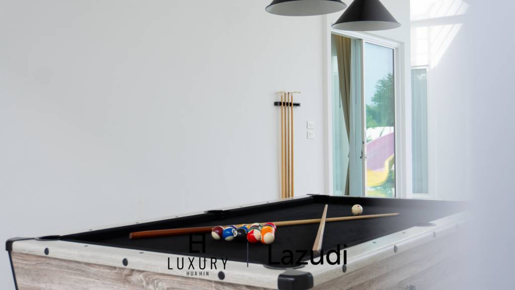 286 m² 4 Chambre Maison Pour Louer