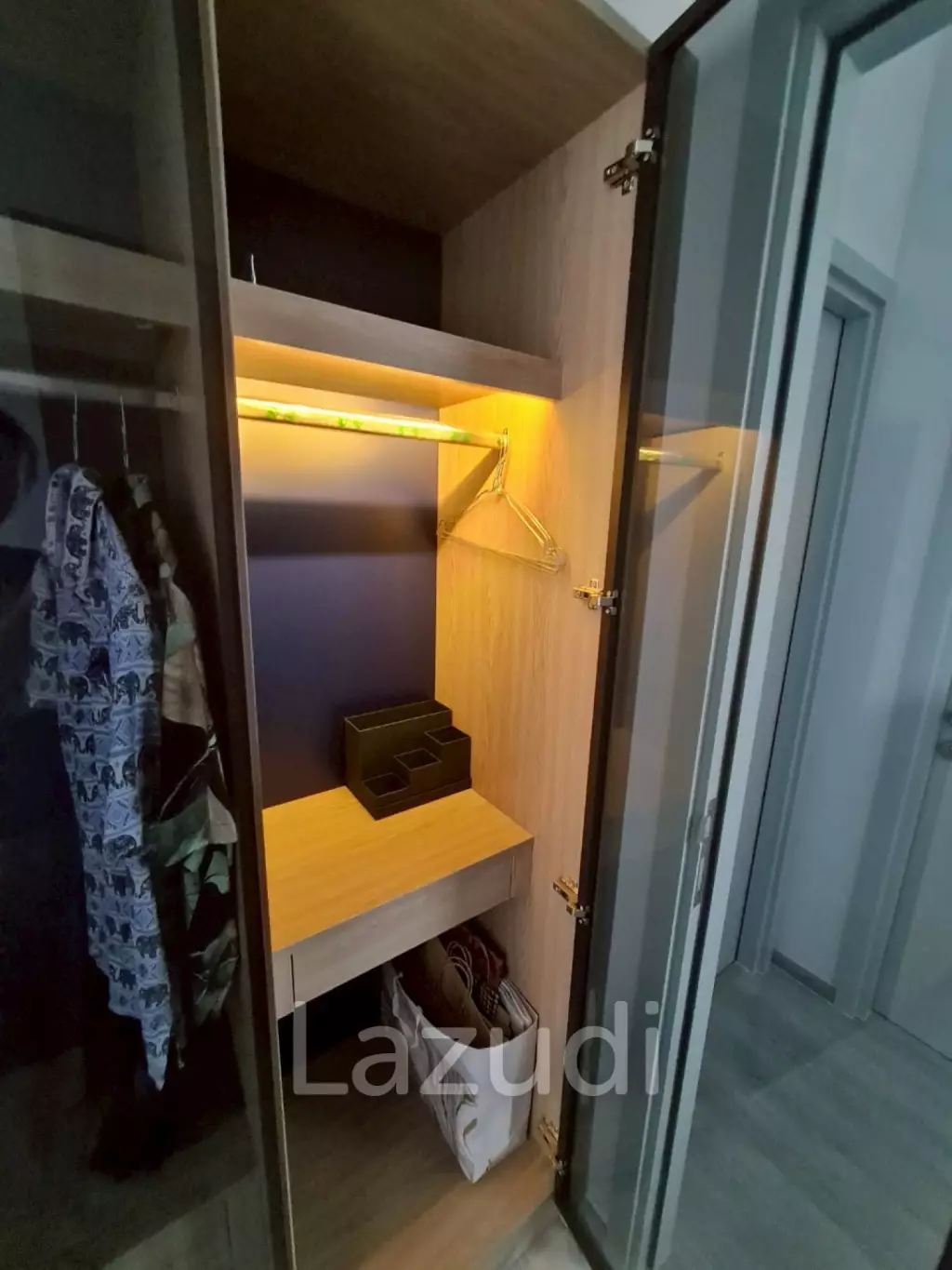 2 Bedroom 2 Bathroom 54 Sq.m Xt Ekkamai