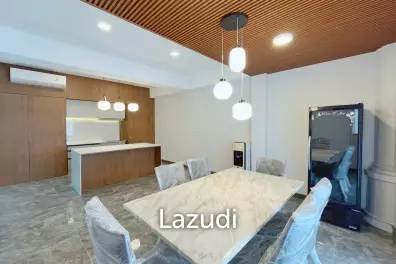 5 Bedroom 7 Bathroom 600 Sq.m White Mansion