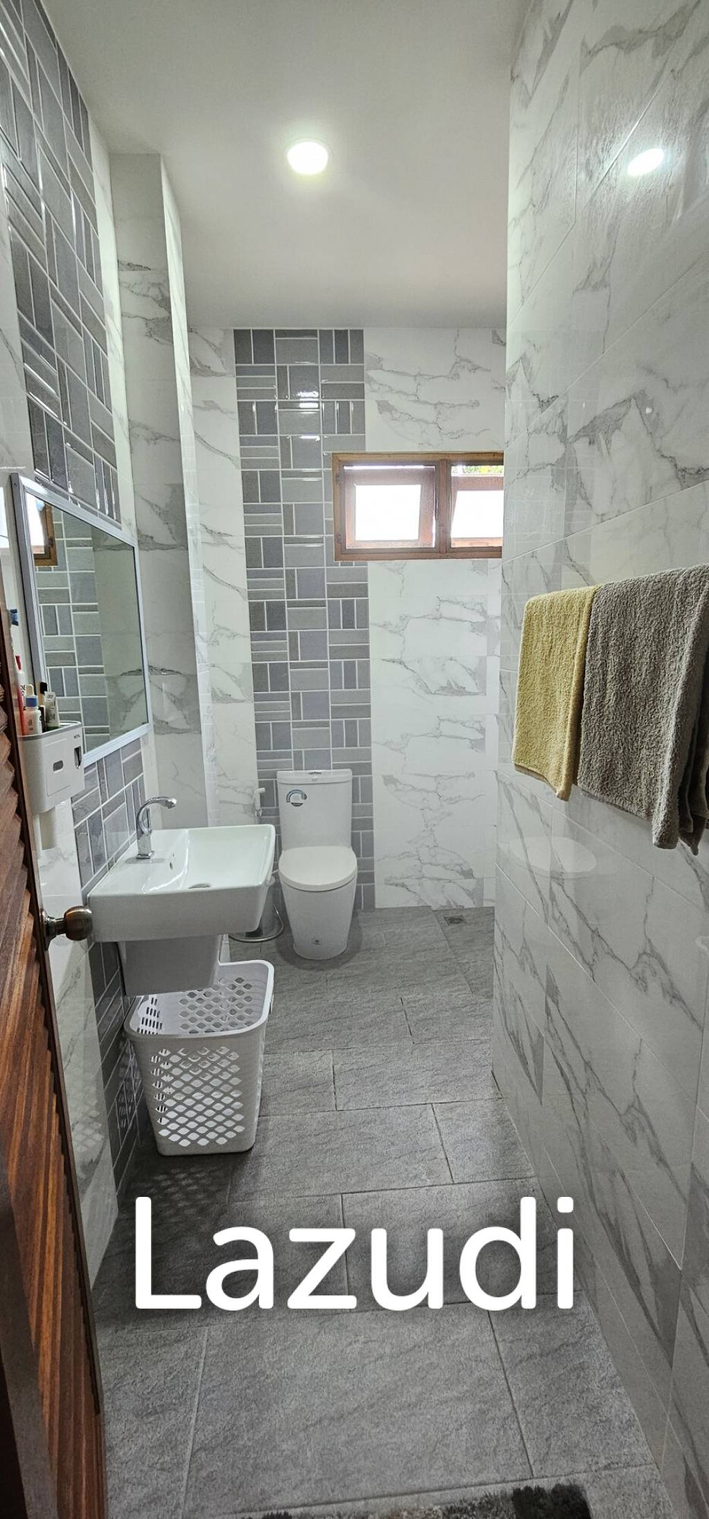 3-Bedrooms House with Garden in Taling Ngam